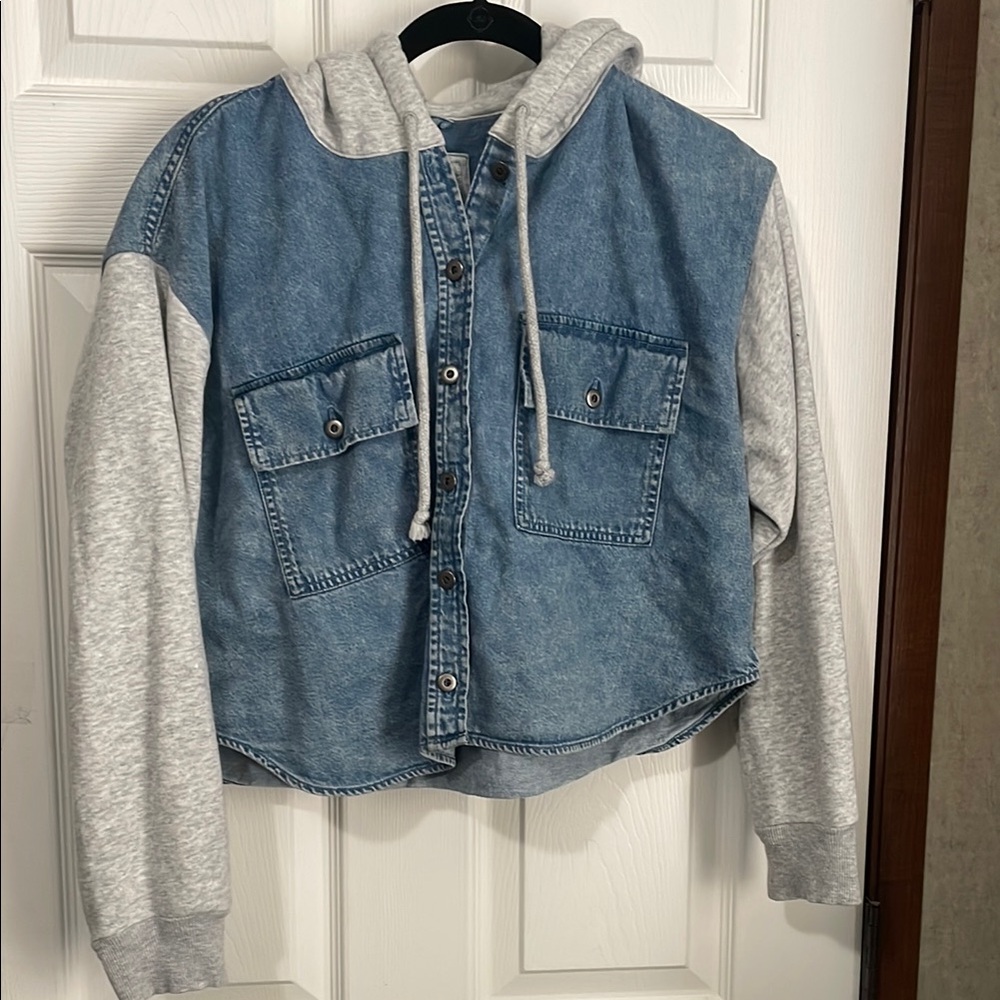 American Eagle Outfitters Denim Cropped Hoodie Jacket